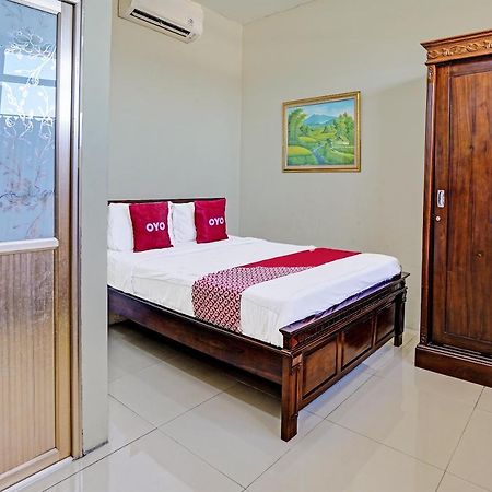 OYO 91587 Griya Buah De5 Syariah Hotel Sidoarjo Bagian luar foto