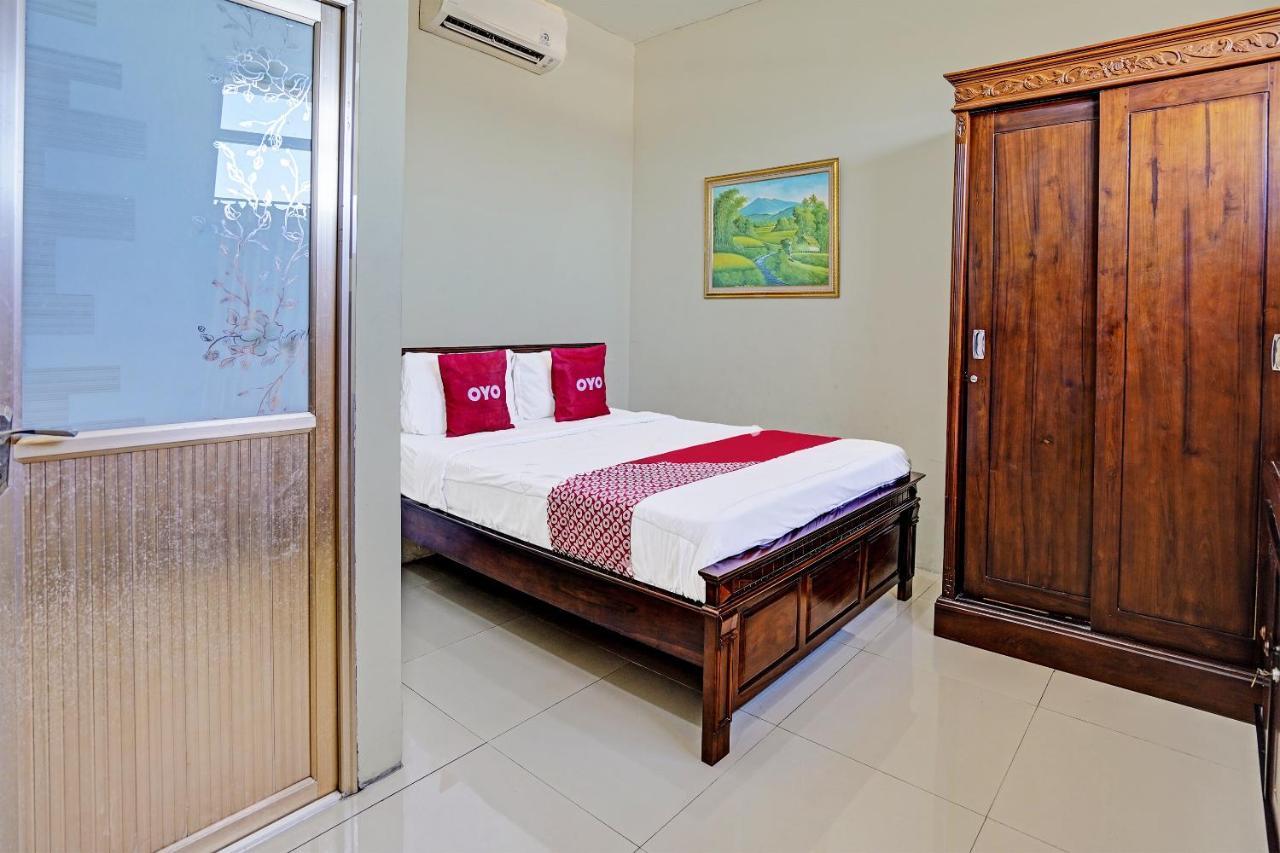 OYO 91587 Griya Buah De5 Syariah Hotel Sidoarjo Bagian luar foto