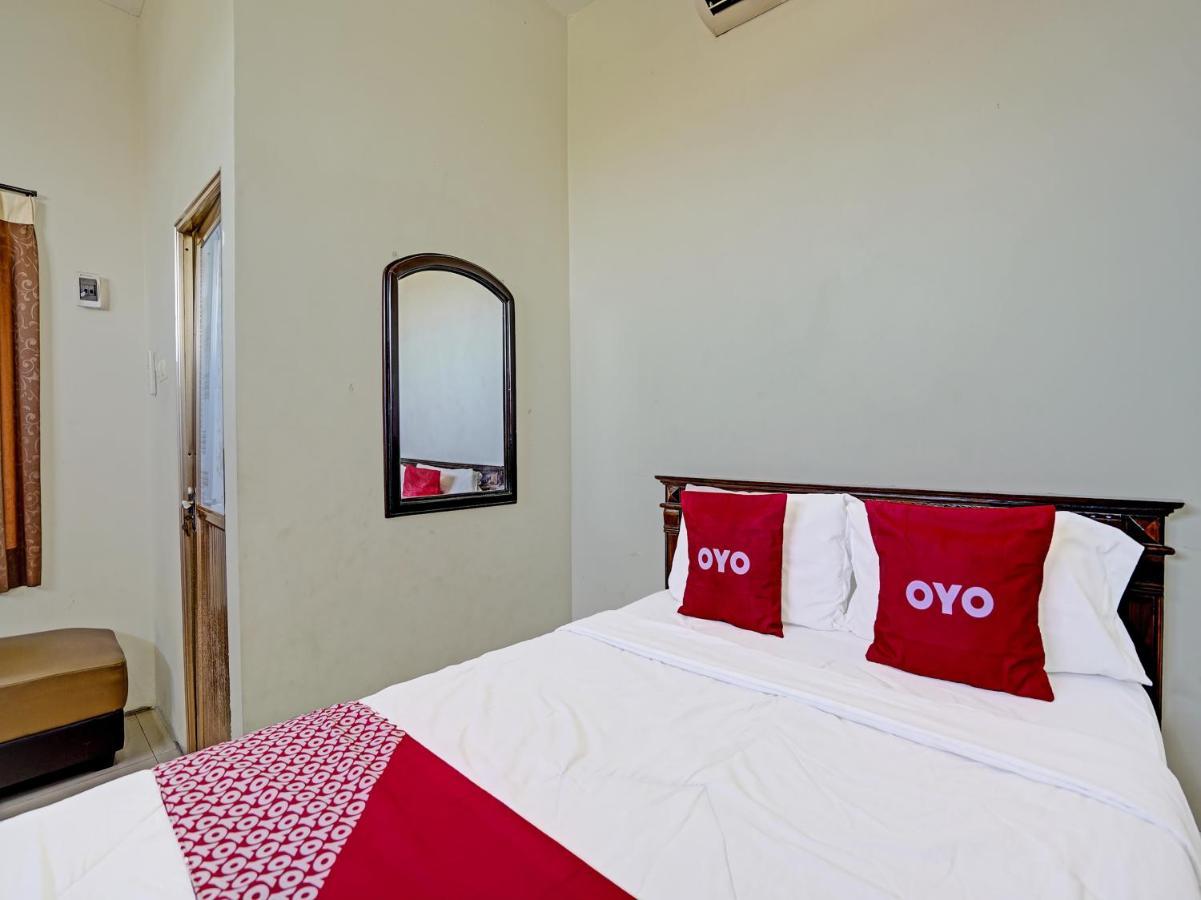 OYO 91587 Griya Buah De5 Syariah Hotel Sidoarjo Bagian luar foto